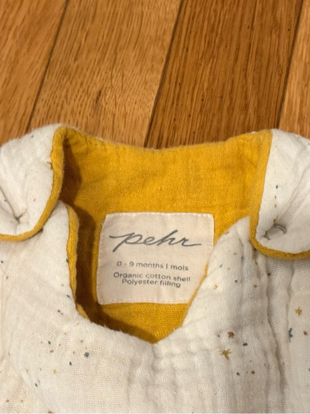 Pehr Cream Muslin Sleep Sack with Mustard Lining and star print 0-9 months - Picture 2 of 3